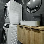 Διαμέρισμα Krzyki - Two Bedrooms, Workspaces - By Rentujemy