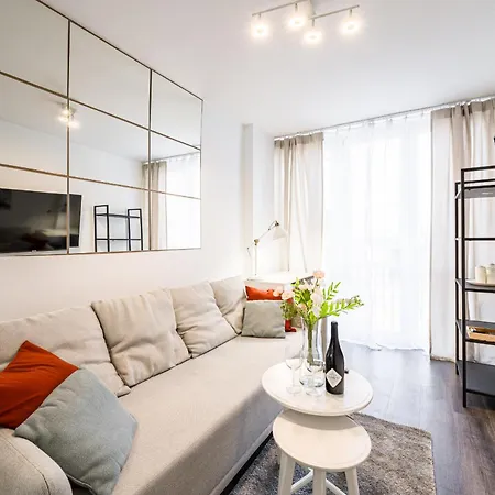 Krzyki - Two Bedrooms, Workspaces - By Rentujemy Wroclaw