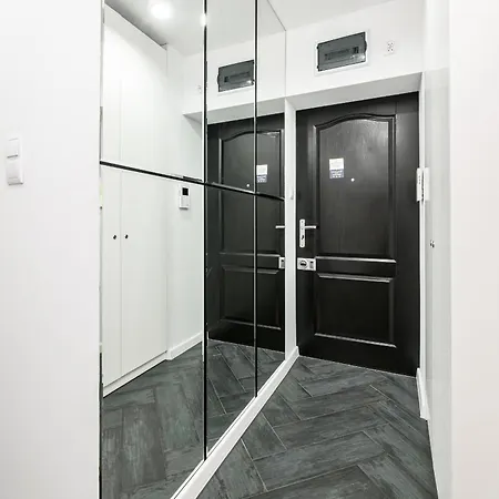 Krzyki - Two Bedrooms, Workspaces - By Rentujemy Wrocław
