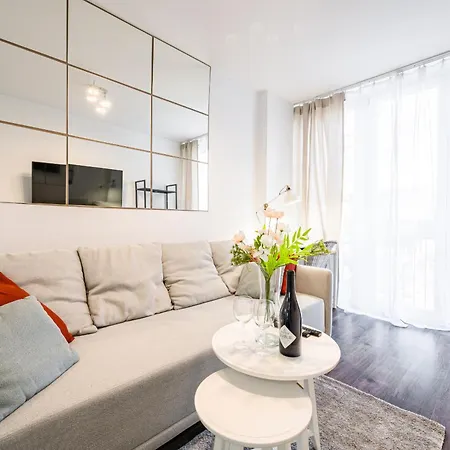 Krzyki - Two Bedrooms, Workspaces - By Rentujemy Apartment